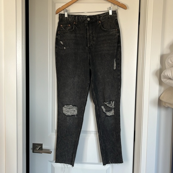 H&M distressed mom Jean ankle length high waist size 6 item 04-05 - Picture 3 of 6